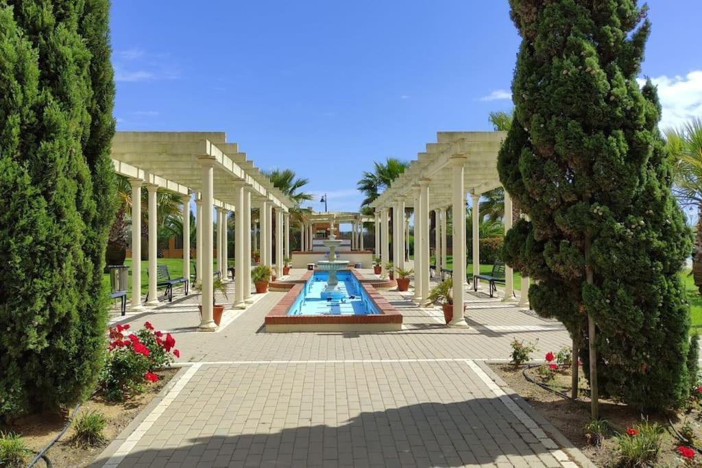 Apartamento Los Pelicanos Исла-Канела Экстерьер фото